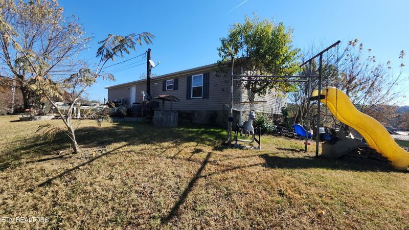 816 Hodges Ln, Sevierville, TN 37876