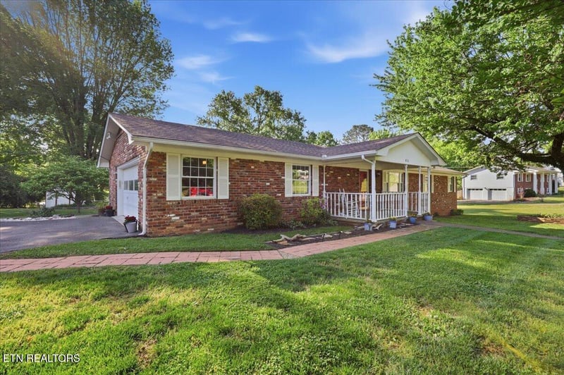 816 Kevin Rd, Knoxville, TN 37923