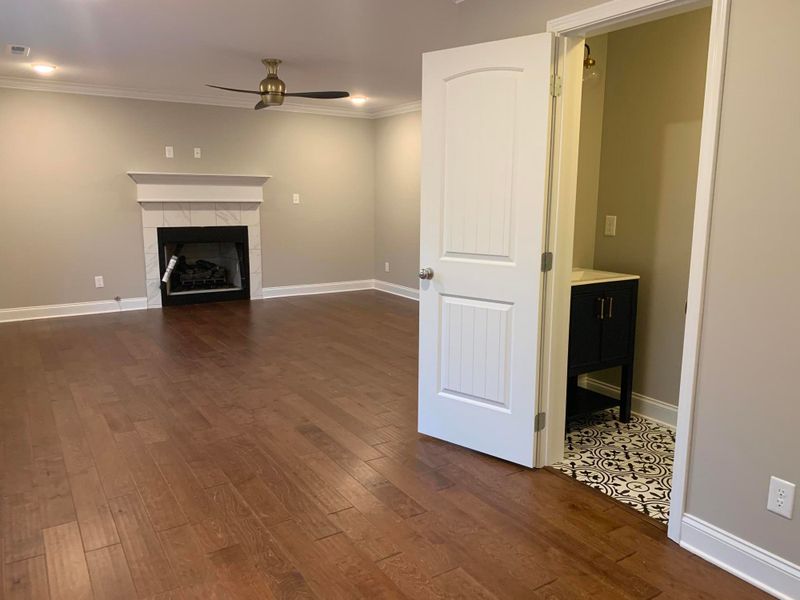 816 Mackenzie Dr, Maryville, TN 37804