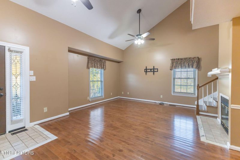 816 Willow Bend Dr, Loudon, TN 37774