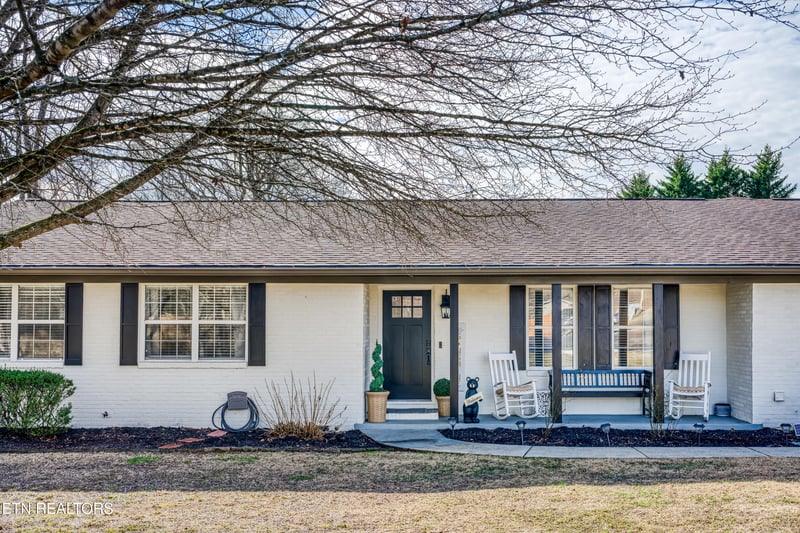 817 Montvue Ave, Kingston, TN 37763