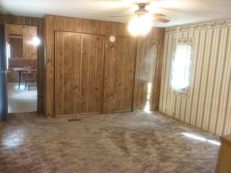 817 Ridge Rd, Maryville, TN 37803