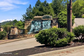 818 Golf View Blvd #1401, Pigeon Forge, TN 37863