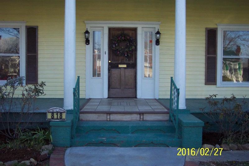 818 Pennsylvania, Etowah, TN 37331