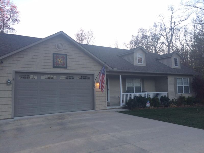 8188 Chief Red Cloud Dr, Crossville, TN 38572