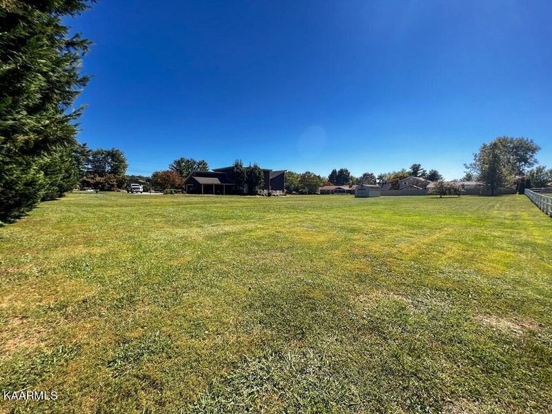 819 Andy St, Morristown, TN 37814