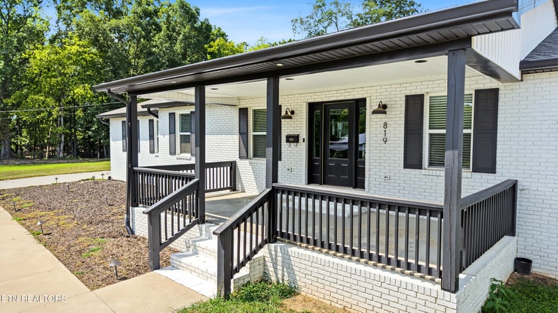 819 Edna Garland Rd, Maryville, TN 37801