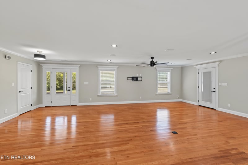 819 Edna Garland Rd, Maryville, TN 37801