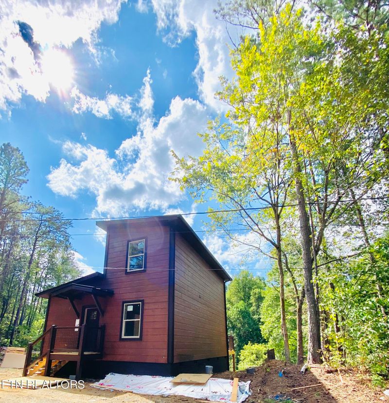 819 S New Era Rd, Sevierville, TN 37862