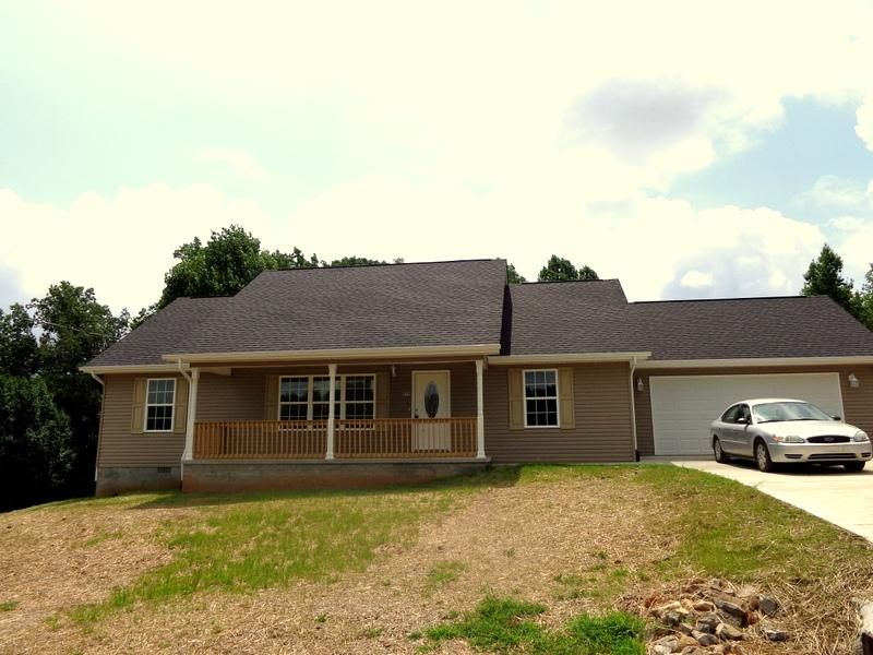 819 Sue's Way Rd, Maryville, TN 37803