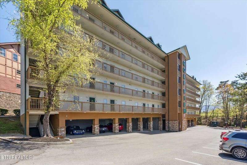 820 Golf View Blvd #2103, Pigeon Forge, TN 37863