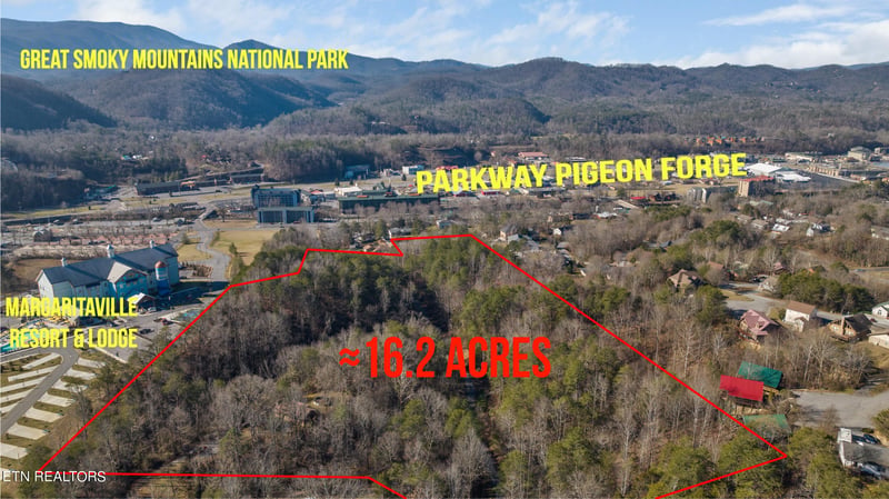 820 Old Gate Rd, Pigeon Forge, TN 37863