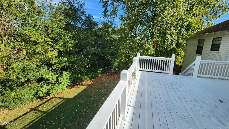 820 Smoke Creek Rd, Farragut, TN 37934