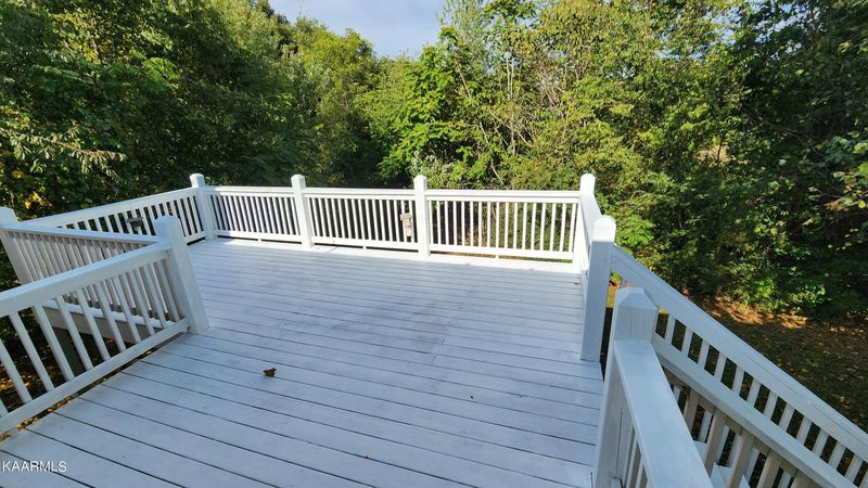 820 Smoke Creek Rd, Farragut, TN 37934