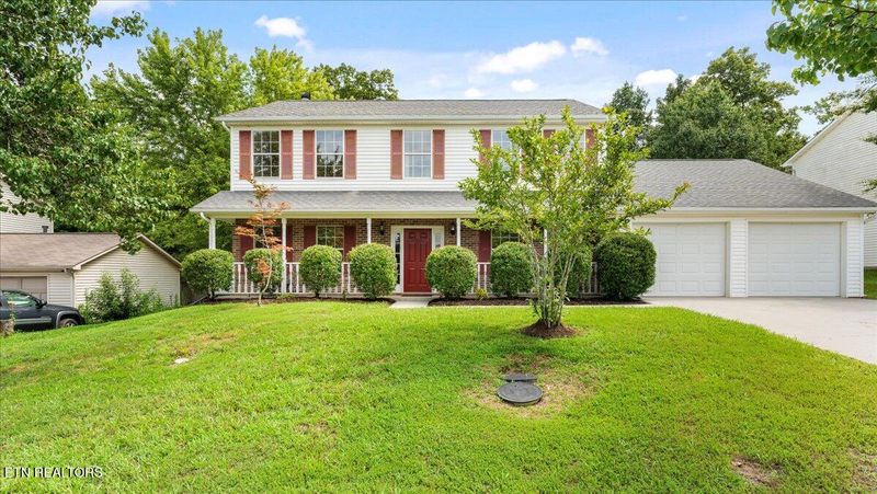 8200 Foxworth Tr, Powell, TN 37849