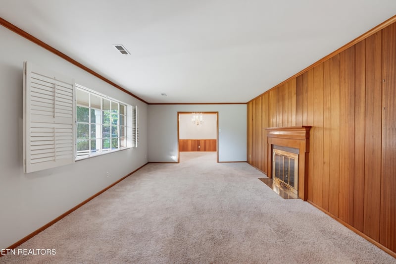 8204 Bennington Dr, Knoxville, TN 37909