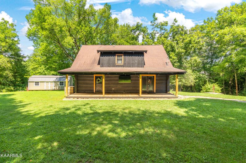 8205 Collier Rd, Powell, TN 37849