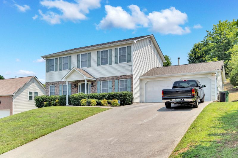 8206 Gamblers Choice Tr, Powell, TN 37849