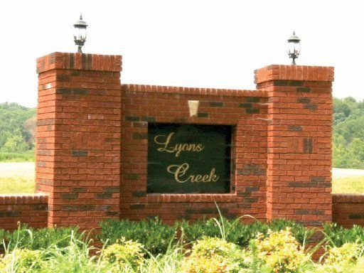 821 Commonwealth Ave, Strawberry Plains, TN 37871