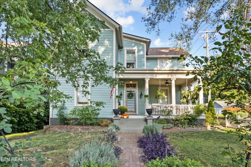 821 Luttrell St, Knoxville, TN 37917