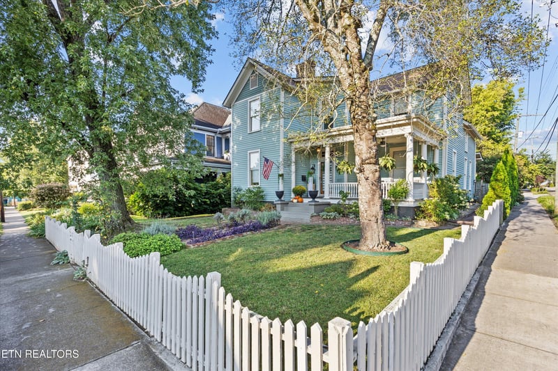 821 Luttrell St, Knoxville, TN 37917
