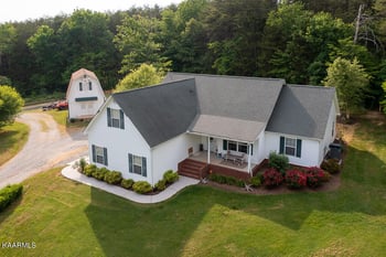 8210 Bud Hawkins Rd, Corryton, TN 37721