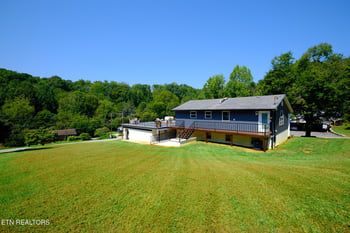 8216 Pickens Gap Rd, Knoxville, TN 37920