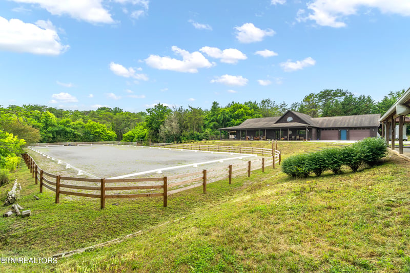 8216 Strawberry Plains Pike, Knoxville, TN 37924