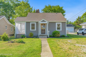 822 Radford Pl, Knoxville, TN 37917