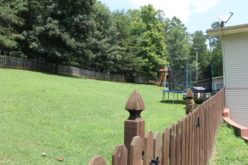 822 Valley St, Seymour, TN 37865