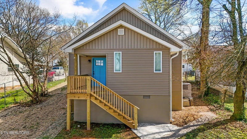 822 Vermont Ave, Knoxville, TN 37921