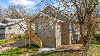 822 Vermont Ave, Knoxville, TN 37921