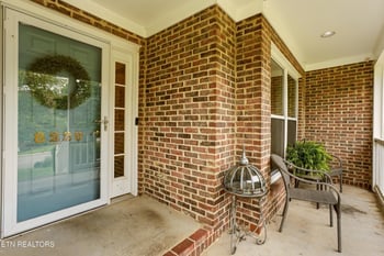 8220 Elm Hill Cir, Knoxville, TN 37919
