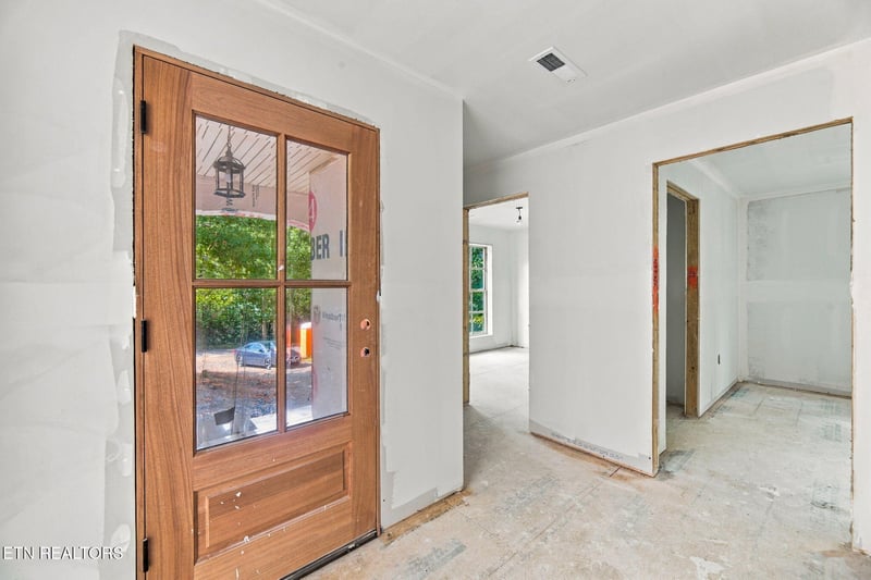 823 Gresham Rd, Knoxville, TN 37918