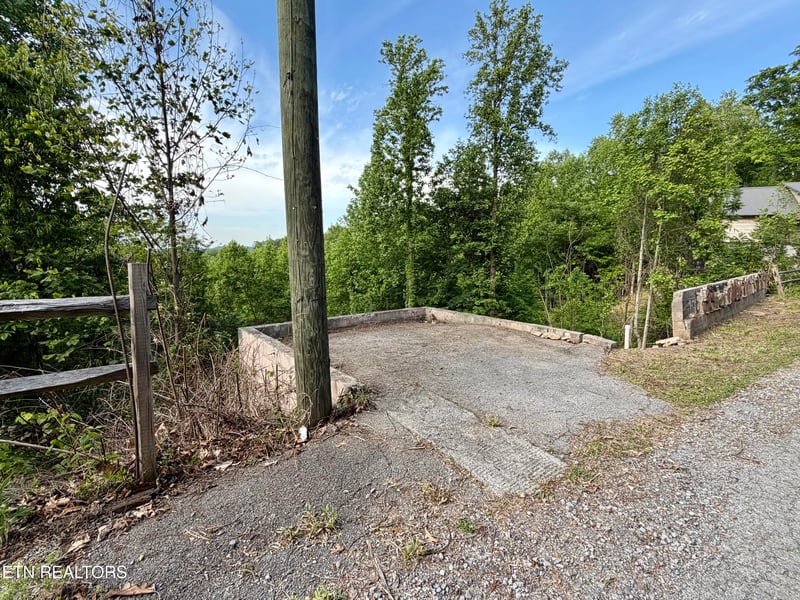 823 Kings Way, Gatlinburg, TN 37738