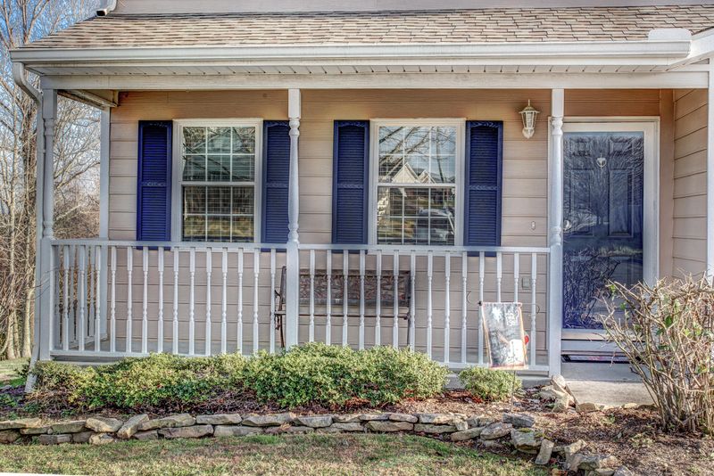 8232 Oak Terrace Ln, Powell, TN 37849