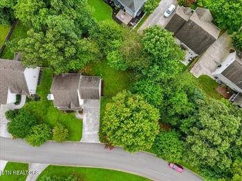 8234 Gallaher Station Dr, Knoxville, TN 37919