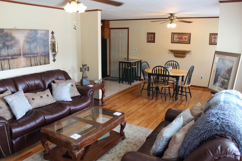 824 Bonnyview Ave, Kingston, TN 37763