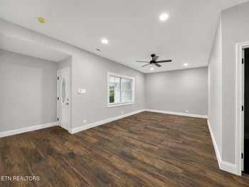 824 Poplar Springs Rd, Loudon, TN 37774