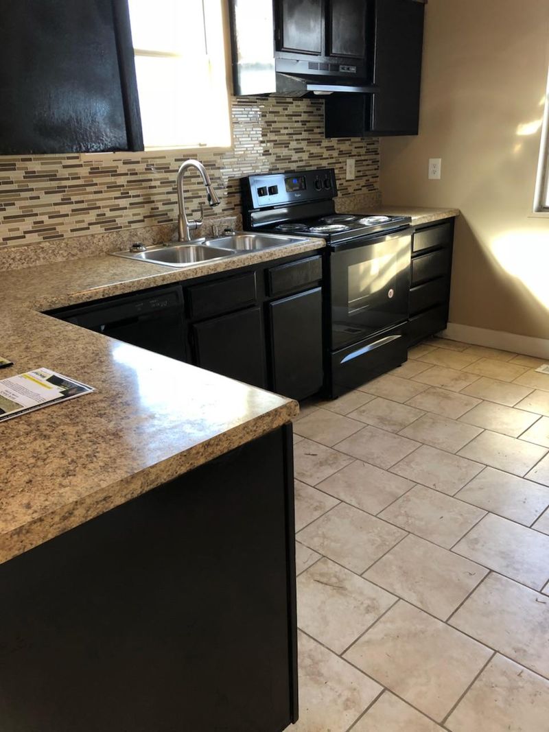 8243 W Circle Dr, Knoxville, TN 37920