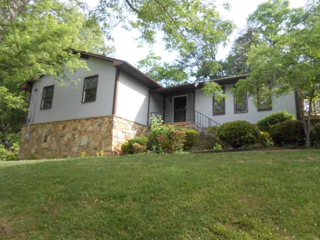 825 Ala Dr, Knoxville, TN 37920