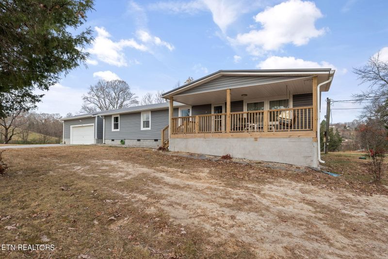 825 Miller Rd, Clinton, TN 37716