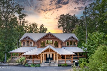 825 Pinecrest Way, Sevierville, TN 37862