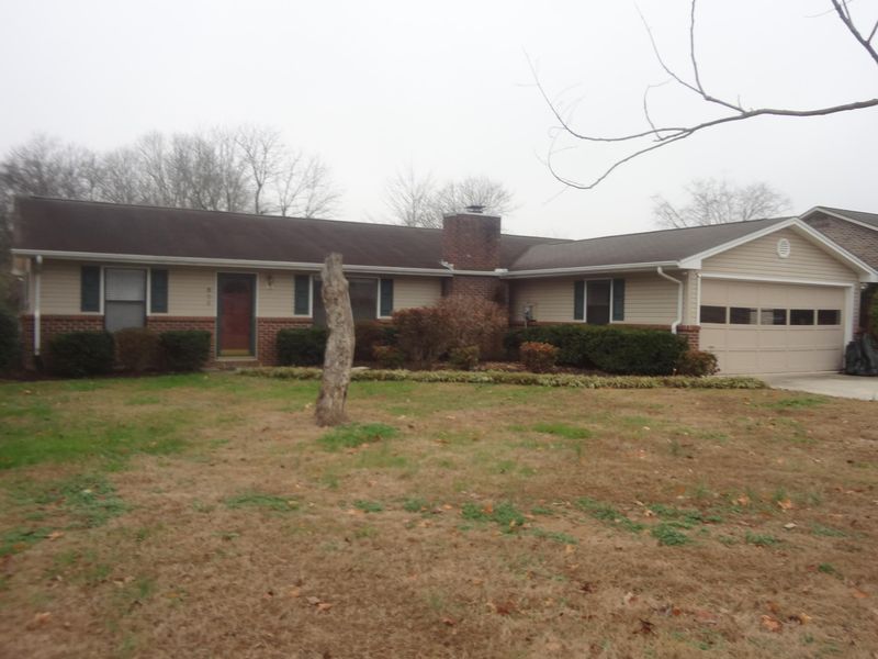 825 Tyler Pl, Kingston, TN 37763