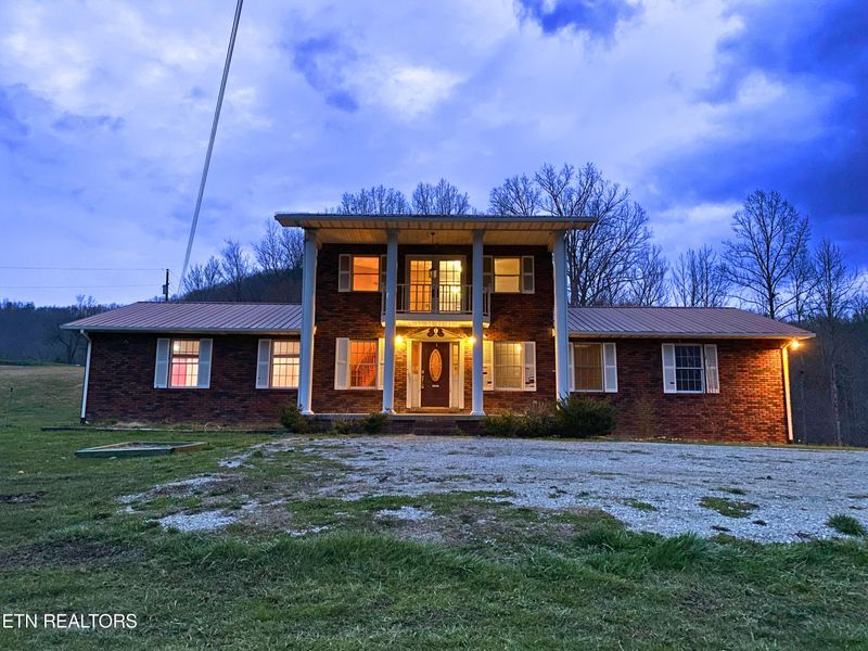 8252 Highway 297, Pioneer, TN 37847