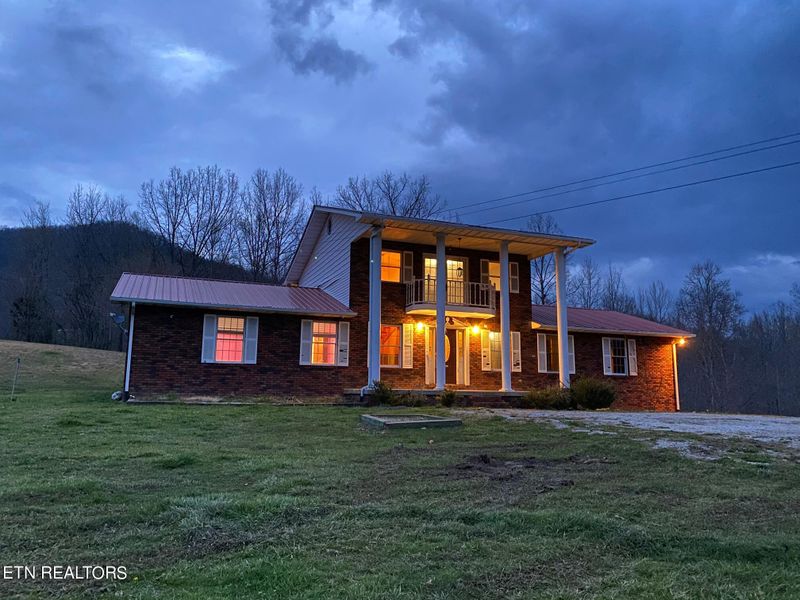 8252 Highway 297, Pioneer, TN 37847