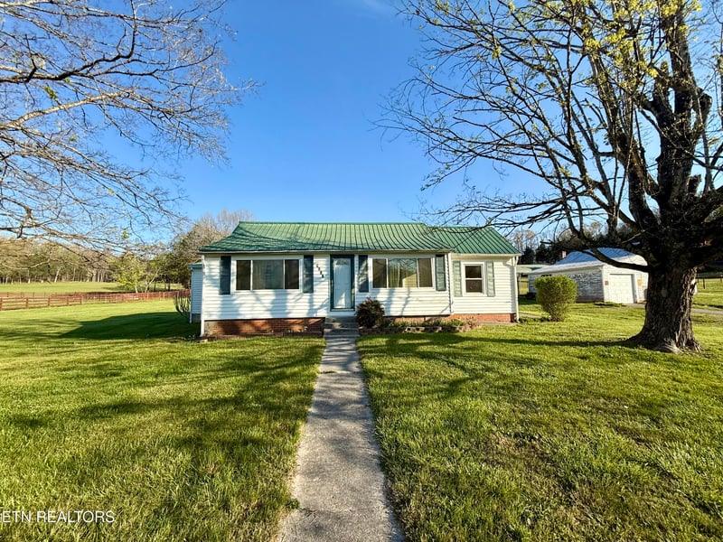 8259 Corryton Luttrell Rd, Plainview, TN 37721