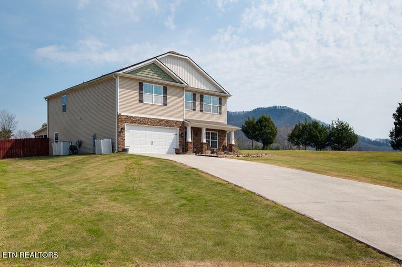 8259 Horseshoe Mesa Tr, Corryton, TN 37721