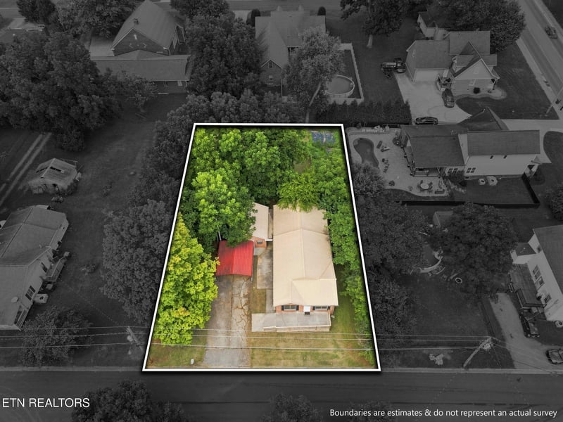 826 Columbus St, Maryville, TN 37804