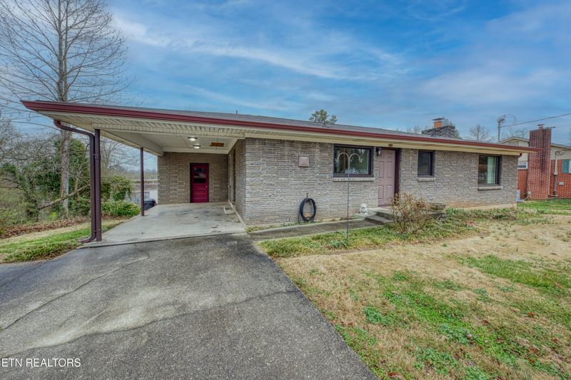 826 Patton Ferry Rd, Kingston, TN 37763